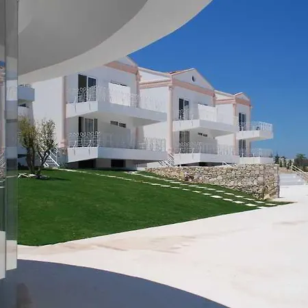 فندق Troy Boutique Hotel&suites&spa